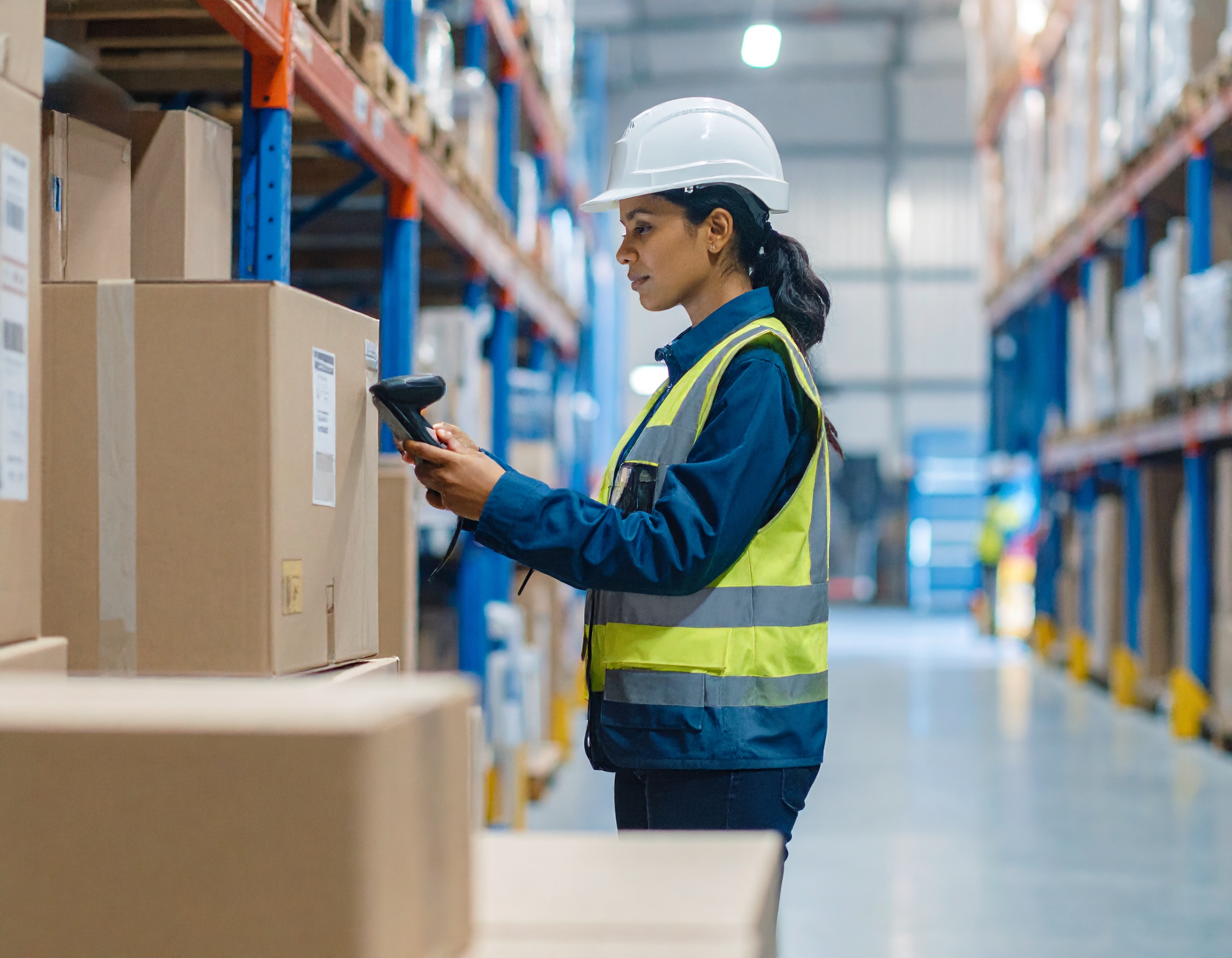 Powering E-commerce with Smart Warehousing & Packaging Solutions at MoonExpressPro